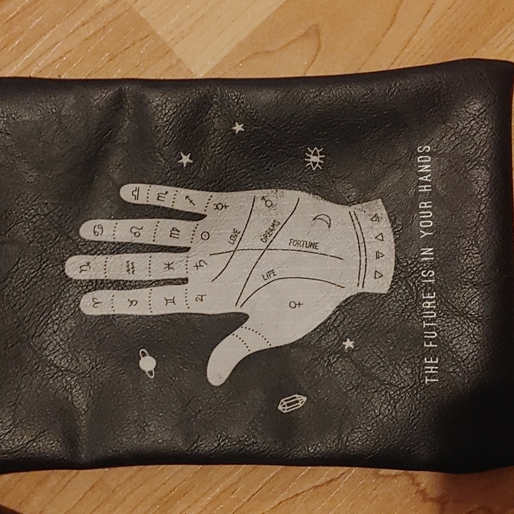 🪬The Future Is In Your Hands Pencil Case - Picture 2 of 2